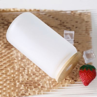 প্রাকৃতিক স্বাস্থ্যকর 16oz ঠান্ডা বিয়ার গ্লাস বাঁশ ঢাকনা এবং খড় সঙ্গে চূড়ান্ত বার উপহার